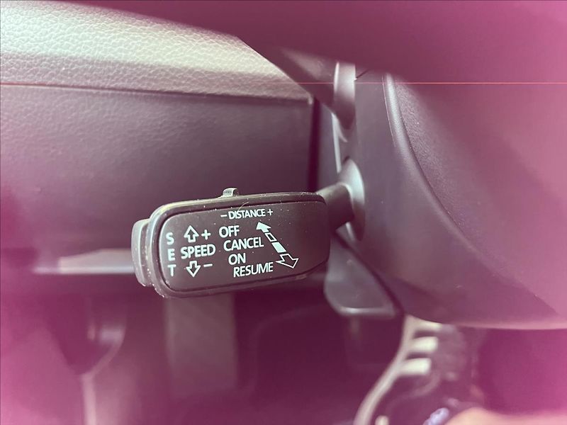 Škoda Superb 2,0 TDi DSG  NAVI BIXEN ACC AL - fotka 26 z 50