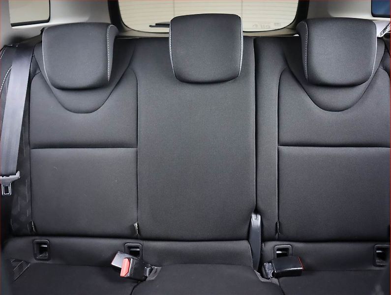 Renault Clio (2019) Limited 0.9 TCe, Navi - fotka 10 z 19