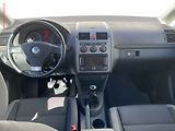 Volkswagen Touran (2010) 1.6i, Freestyle, navi - náhled 8