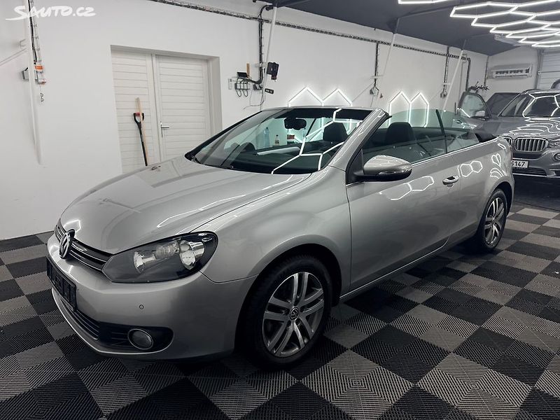 Volkswagen Golf Cabrio 1,4 TSI - fotka 13 z 27