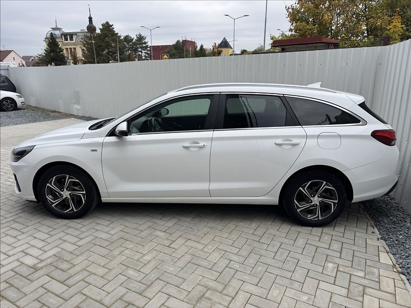 Hyundai i30 1,5 T-GDi WG DPH 1.maj původČR - fotka 4 z 50