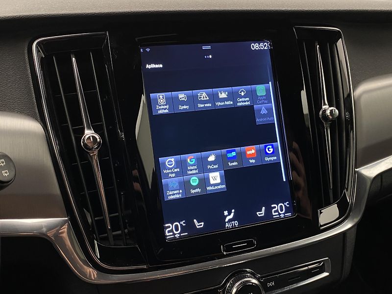 Volvo V90 CC D5 AWD MOMENTUM AUT CZ - fotka 37 z 44