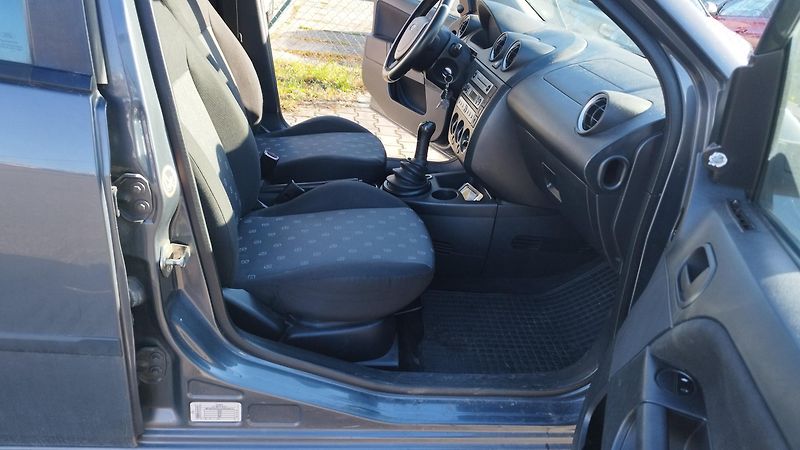 Ford Fiesta 1.3i,VOLAT- 608 081 843 - fotka 12 z 14