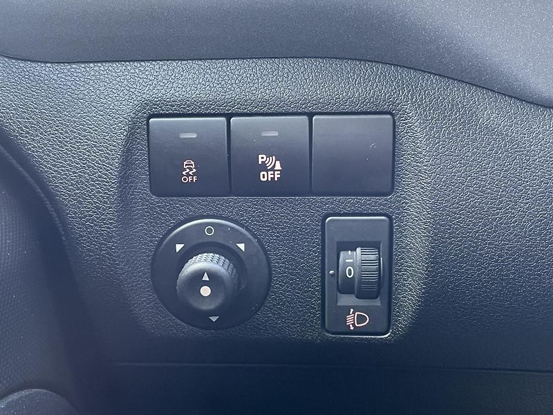 Peugeot Partner Tepee ACTIVE 1.6 BlueHDi 73 kW - fotka 21 z 23
