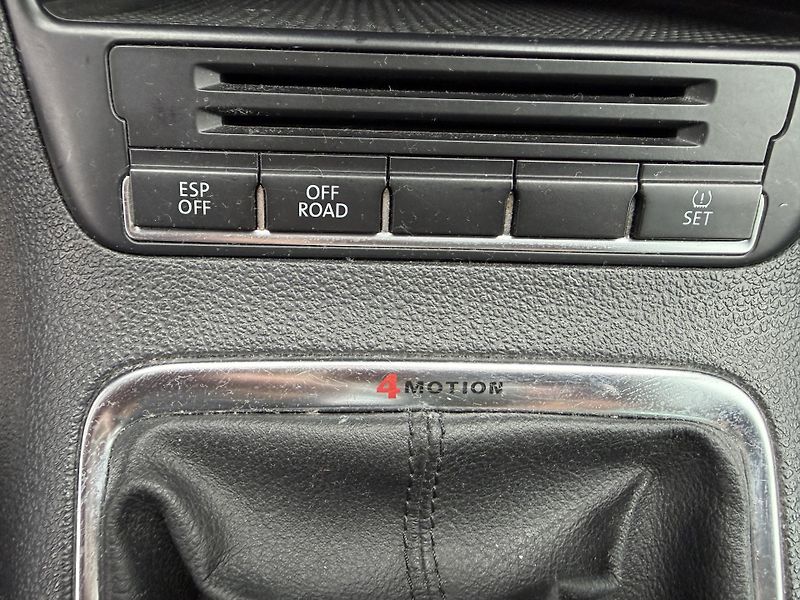 Volkswagen Tiguan 1.4 TSI 4 MOTION - fotka 21 z 24
