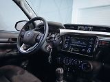 Toyota Hilux 2.4 D-4D Double Cab 4x4 Live - náhled 21