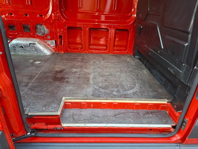 Ford Transit (2017) 2.0TDCI 96kW 4X4 -NEZ.TOPENÍ - fotka 19 z 21