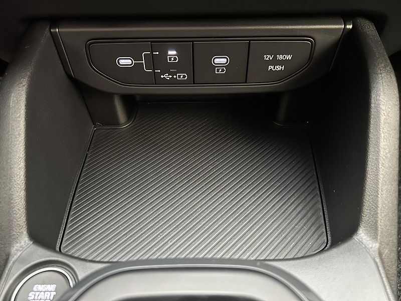 Kia K4 1.6 T-GDi EXCLUSIVE 110 KW (20 - fotka 25 z 32