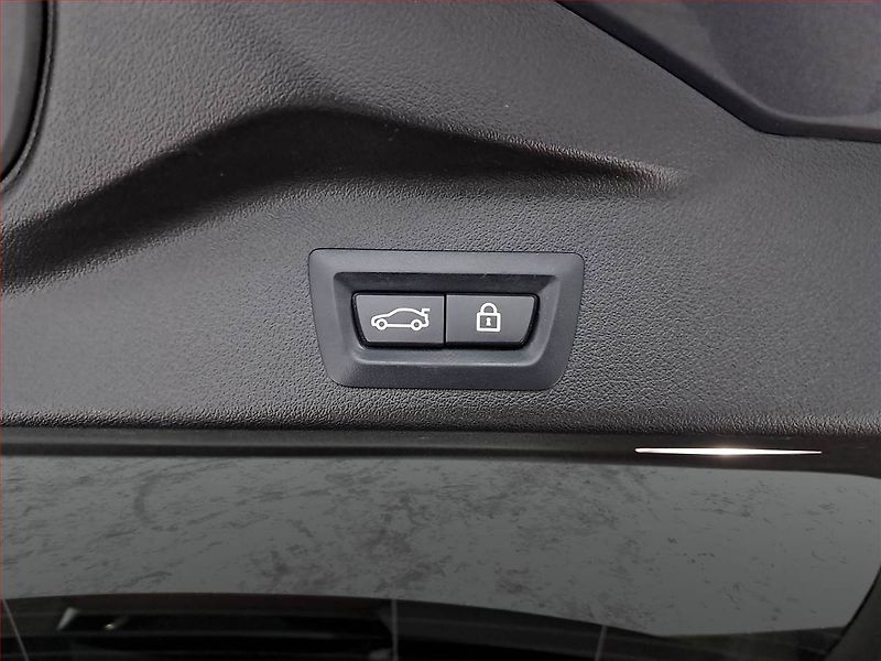 BMW X5 (2021) xDrive30d - fotka 23 z 23