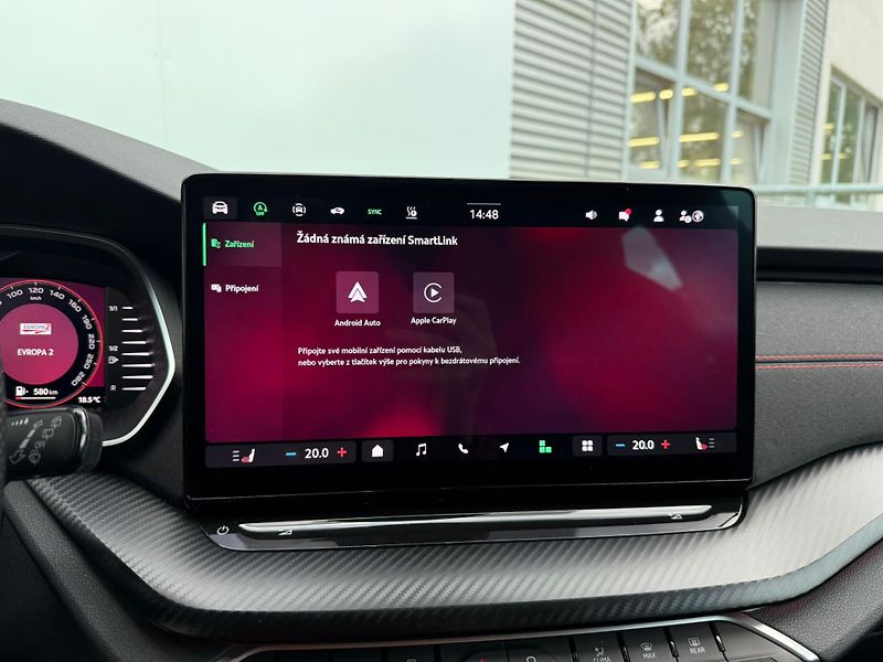 Škoda Octavia RS 2.0 TSI 195 KW DSG Combi - fotka 13 z 28