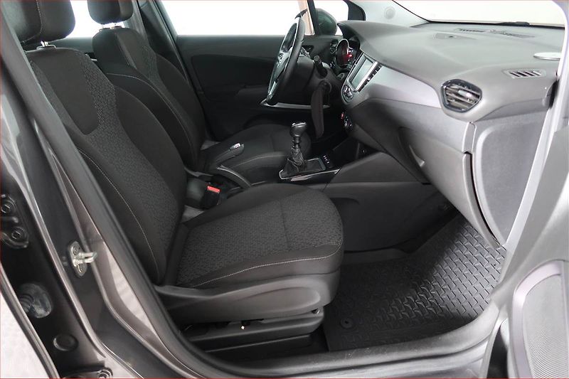 Opel Crossland X (2019) 1.2 Turbo, Tempomat - fotka 9 z 16