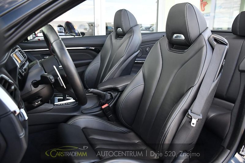 BMW M4 3.0 317kW HUD LED DPH - fotka 19 z 57
