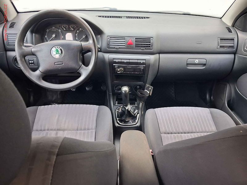 Škoda Octavia (2001) 1.9TDi, ČR, AC - fotka 8 z 15