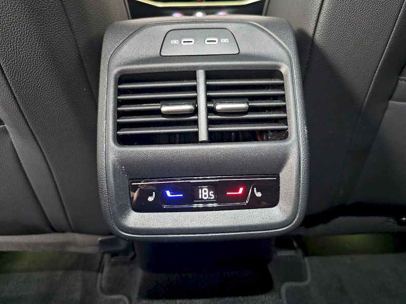 Škoda Superb (2025) 2.0TDi 142kW 4X4 SPORTLINE WEB - fotka 26 z 36