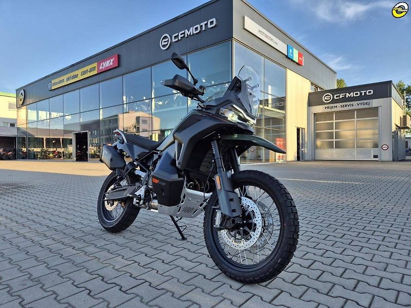 CFMOTO (2026) 1000 MT-X ADVENTURE - fotka 1 z 43
