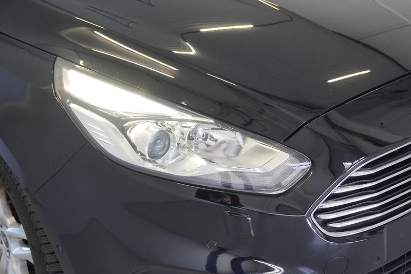 Ford S-MAX 2.0 ECOBOOST,7MÍST,138 000KM! - fotka 4 z 27