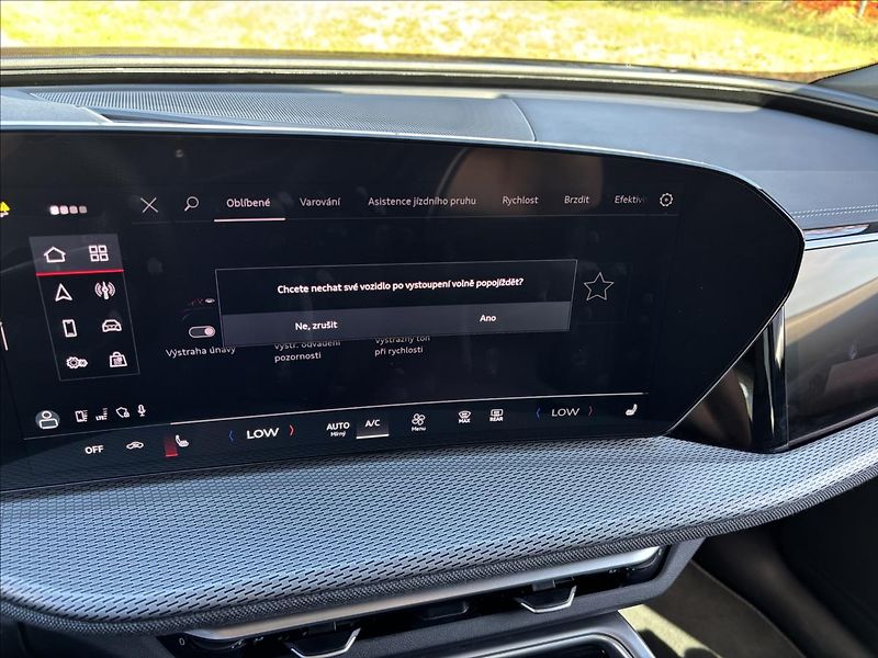 Audi Q5 2,0 TDI 150kW S-Line quattro - fotka 41 z 52