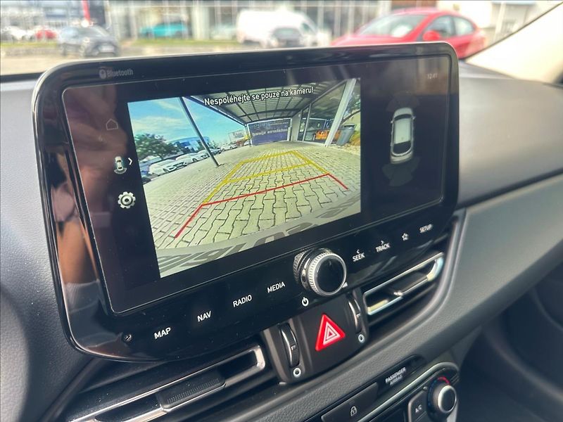 Hyundai i30 1,5 TGDI MH MT SM PLUS NAV - fotka 25 z 29