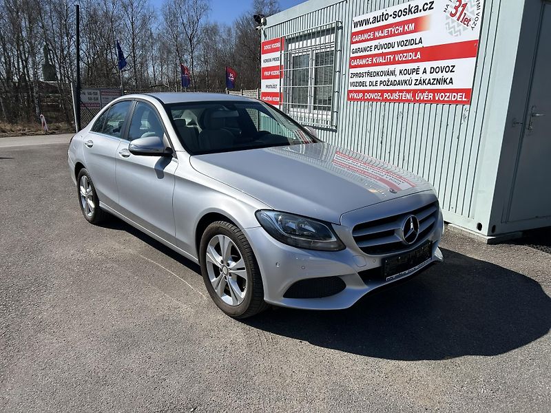 Mercedes-Benz Třídy C (2015) C180 1,6 115KW SEDAN TOP STAV  - fotka 24 z 24