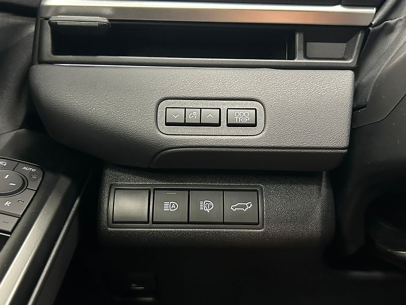 Subaru E-Outback (2026) Touring+ 2026 | 10 let Záruka - fotka 67 z 71