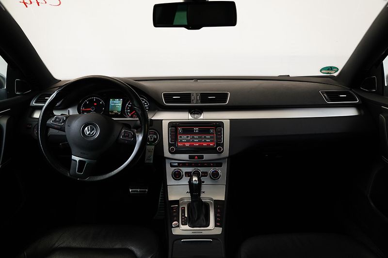 Volkswagen Passat - fotka 6 z 6
