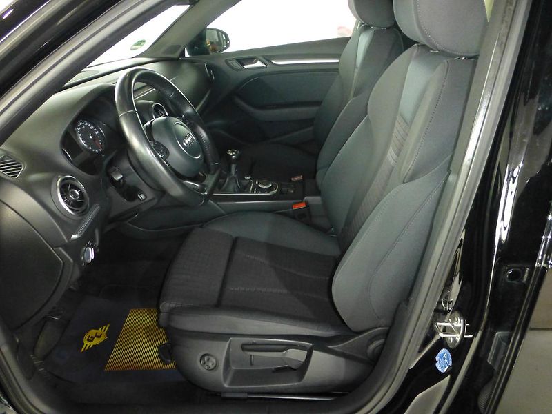 Audi A3 (2013) 2,0TDI-110KW*NAVI*XENON*KAMERA - fotka 11 z 29