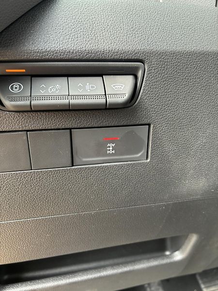 Renault Master (2026) NATAHOVÁK KONTEJNERŮ - fotka 10 z 15