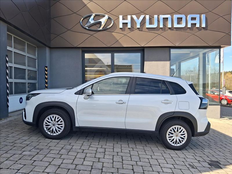 Suzuki SX4 1,5 HEV AT Elegance AllGrip - fotka 3 z 22