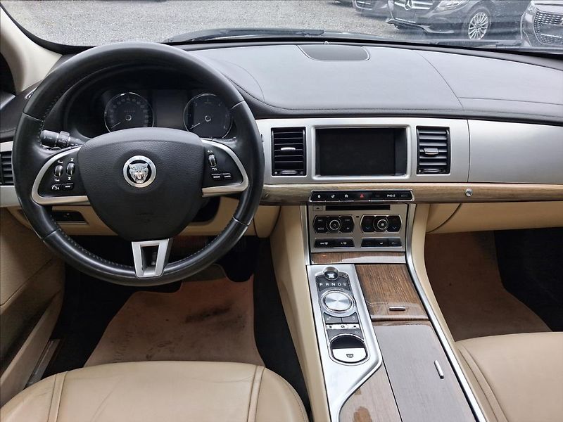 Jaguar XF 2,2 147 kw, nové rozvody - fotka 10 z 13