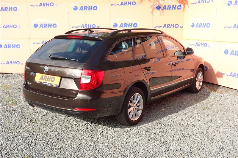 Škoda Superb 2,0 TDi 103KW,ČR,ACTIVE,4x4. - fotka 8 z 35