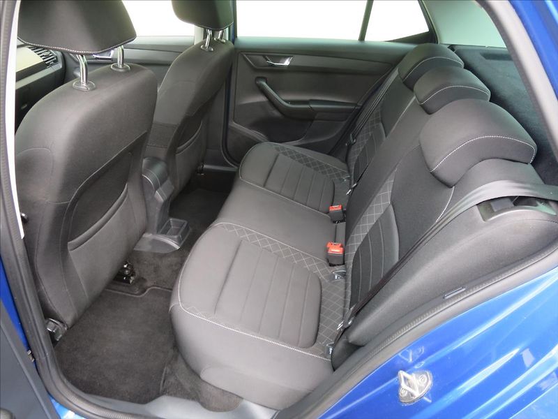 Škoda Fabia 1,2  TSI - fotka 16 z 30