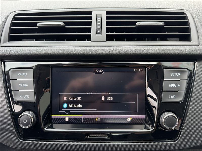 Škoda Fabia 1,0 TSI DPH 1.maj. původ ČR - fotka 36 z 50