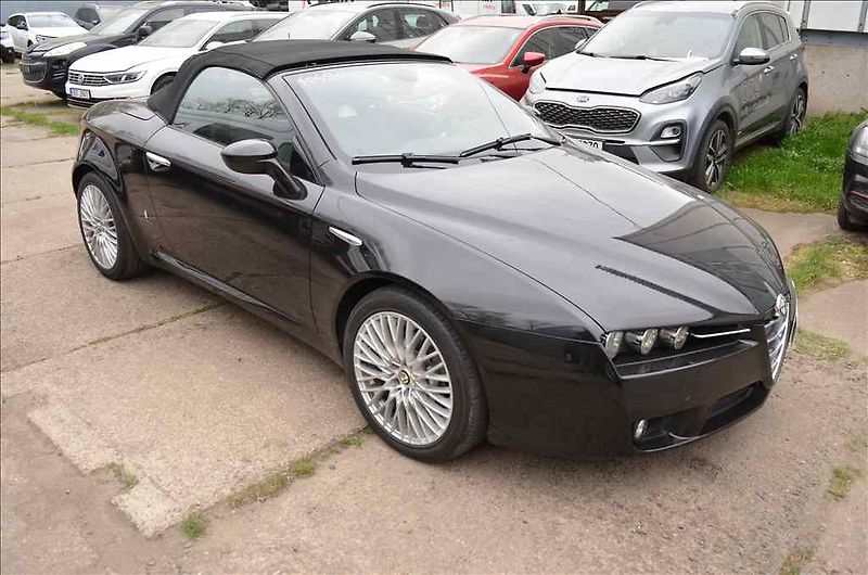 Alfa Romeo Ostatní (2010) SPIDER 2,2 JTS - fotka 3 z 23