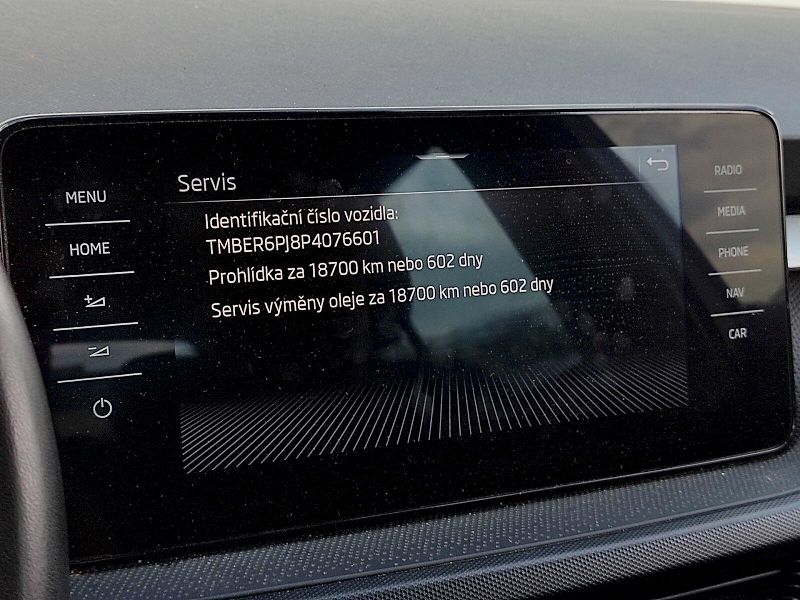 Škoda Fabia (2023) Ambition 1,0 tsi 81 Kw DSG - fotka 10 z 34