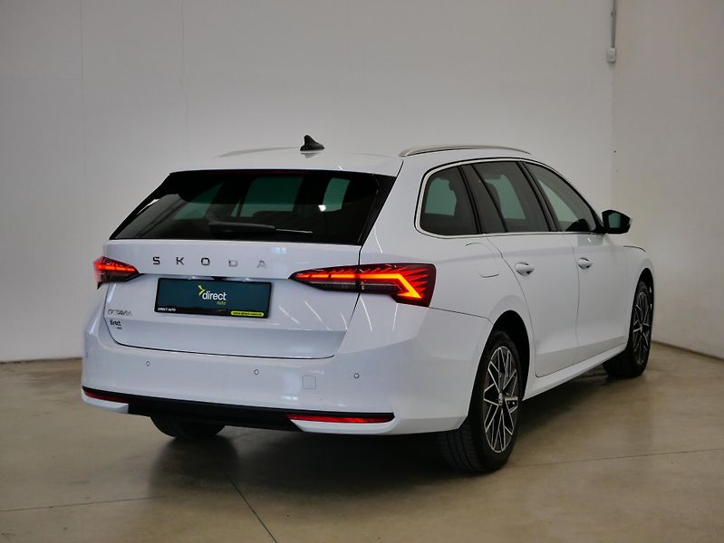 Škoda Octavia - fotka 2 z 25