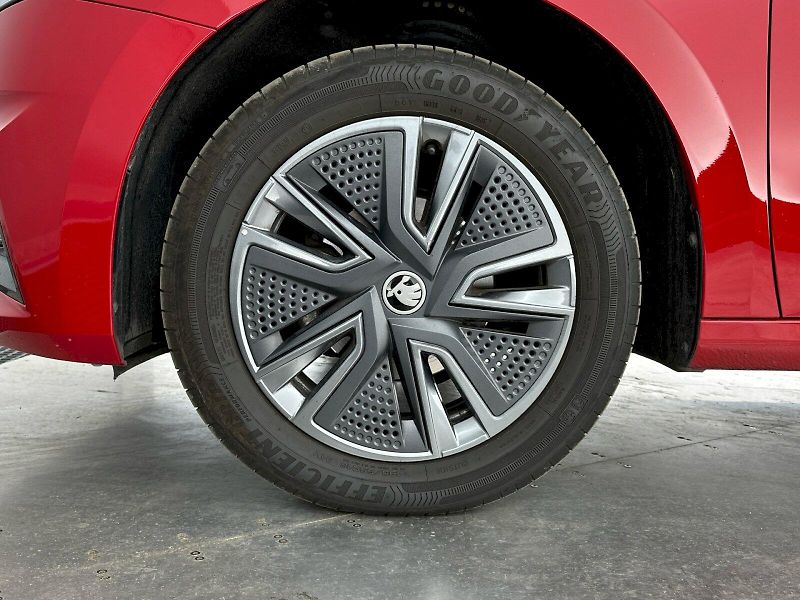 Škoda Fabia (2025) 1.0TSI 70kW Top Selection - fotka 32 z 32