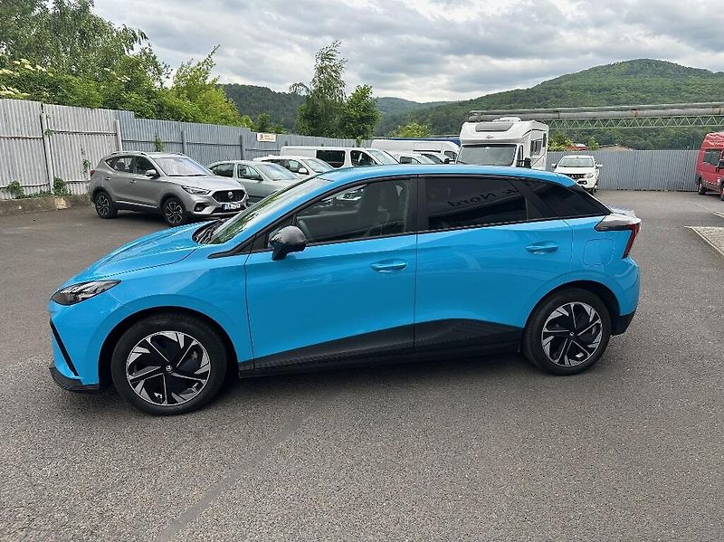 MG MG4 (2023) Electric Elegance (64 kWh) - fotka 5 z 37