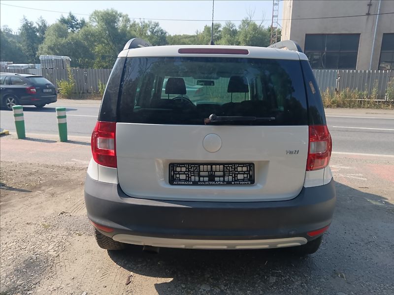 Škoda Yeti 1,2 TSi DSG  Experience-A - fotka 10 z 22