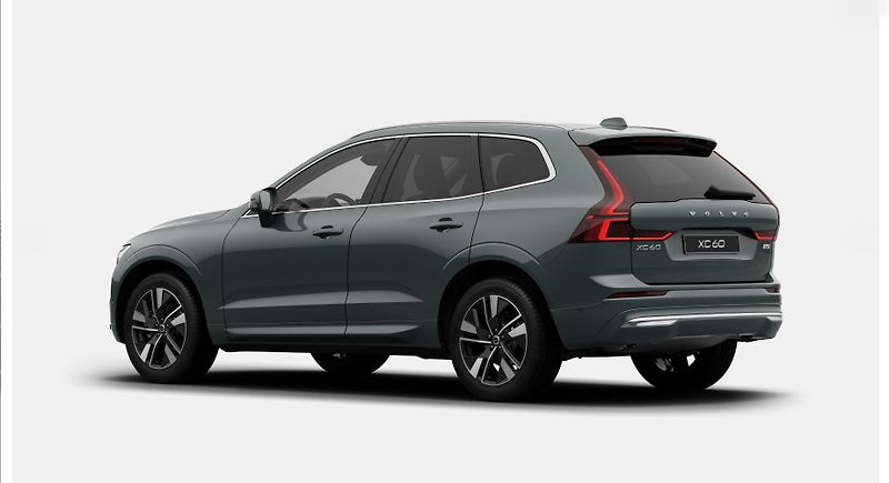 Volvo XC60 (2026) B5 AWD PLUS BRIGHT AUT - fotka 3 z 13