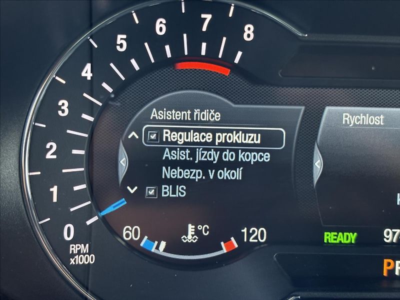Ford S-MAX 2,5 HEV ST-Line 140kW - fotka 45 z 55