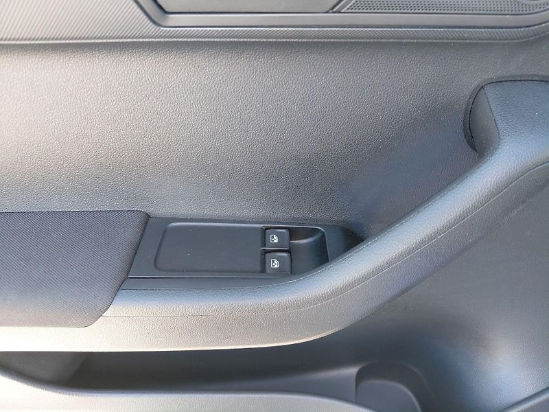 Škoda Fabia (2020) 1,0 MPi 44kW Active ČR - fotka 14 z 24