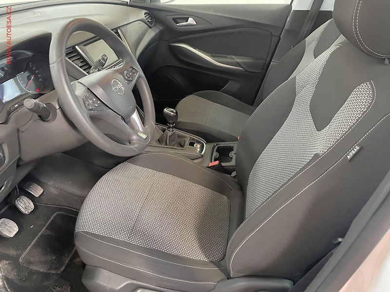 Opel Grandland X (2018) 1.2T, Edition, TZ - fotka 9 z 16