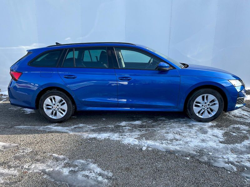 Škoda Octavia (2024) 1.5 TSI 110kW Selection Combi - fotka 22 z 25