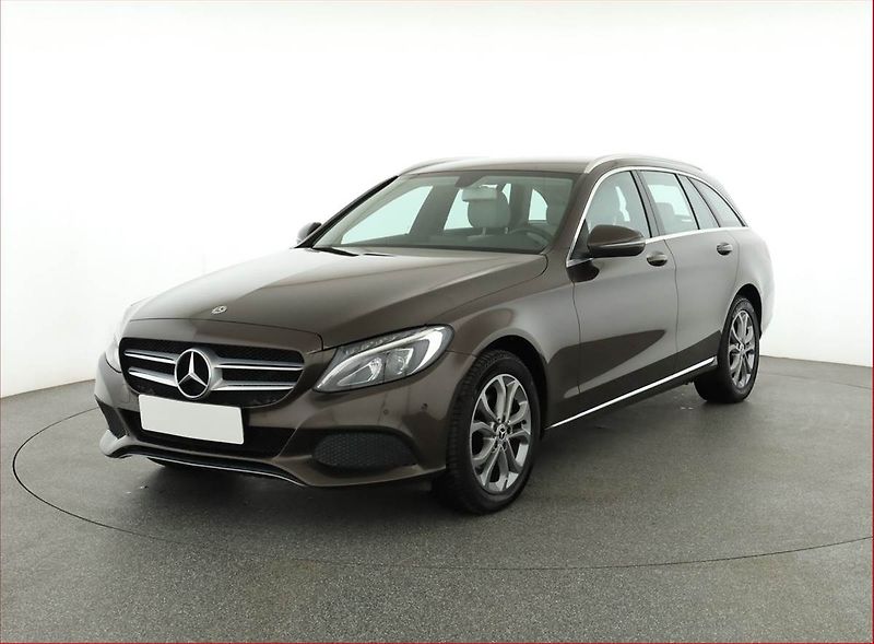 Mercedes-Benz Třídy C (2017) Avantgarde C 220 d BlueEff. - fotka 2 z 19
