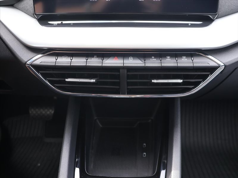 Škoda Octavia 2,0 TDI DSG Style+ DPH CZ - fotka 23 z 32