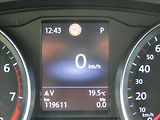 Volkswagen Passat 1,5 TSI 110kW DSG Elegance ČR - náhled 23