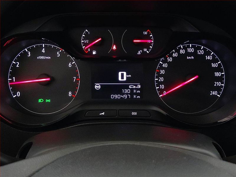 Opel Crossland X (2023) 1.2 Turbo, ČR,1.maj - fotka 11 z 15