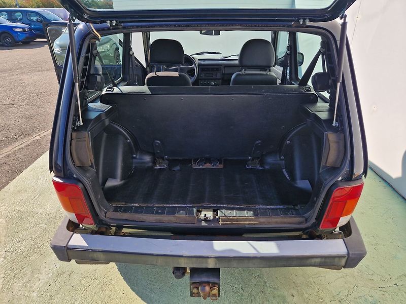 Lada Niva 1.7 Taiga 4x4 - fotka 10 z 24