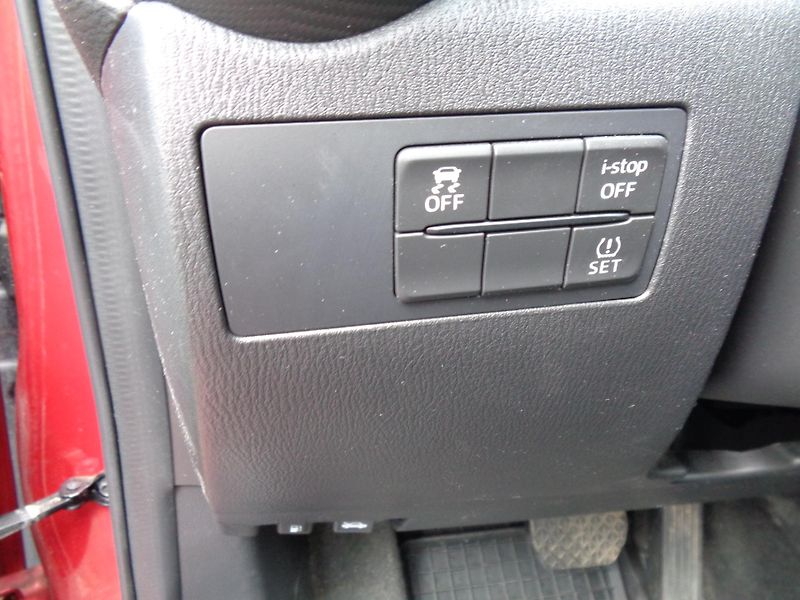 Mazda 2 HB 1,5i, AT, C-Line, z.pneu! - fotka 12 z 19