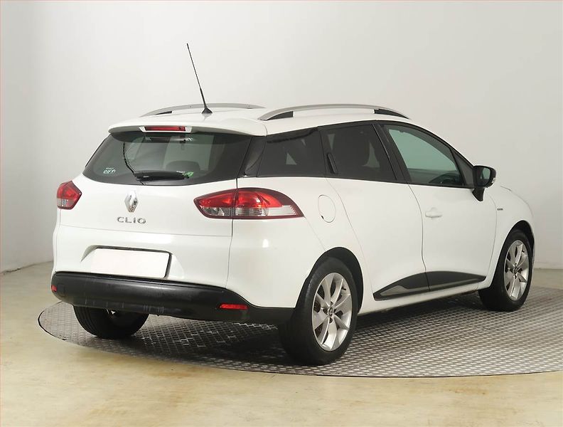 Renault Clio (2016) Limited 1.2 16V, Serv.kniha - fotka 5 z 18